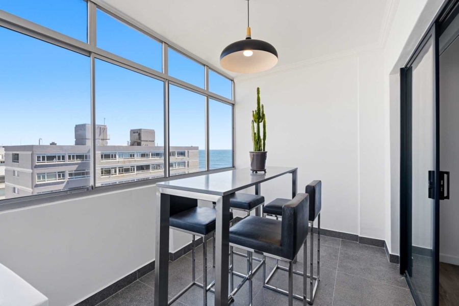 2 Bedroom Property for Sale in Sea Point Western Cape